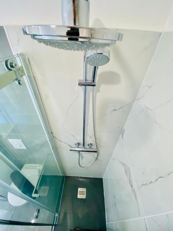 Lovely Renovated Studio Golden Square Pedestrian Ница Екстериор снимка
